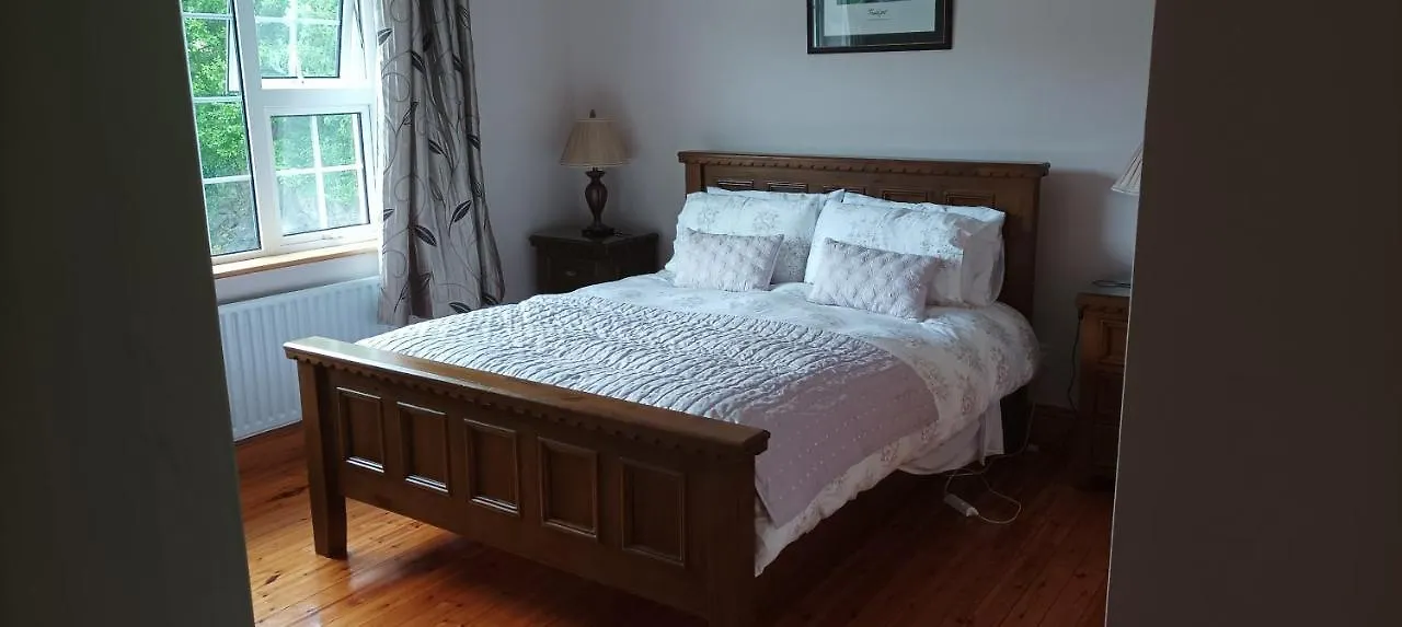 Bed and Breakfast The Lodge B&B Γκάλγουεϊ Ιρλανδία
